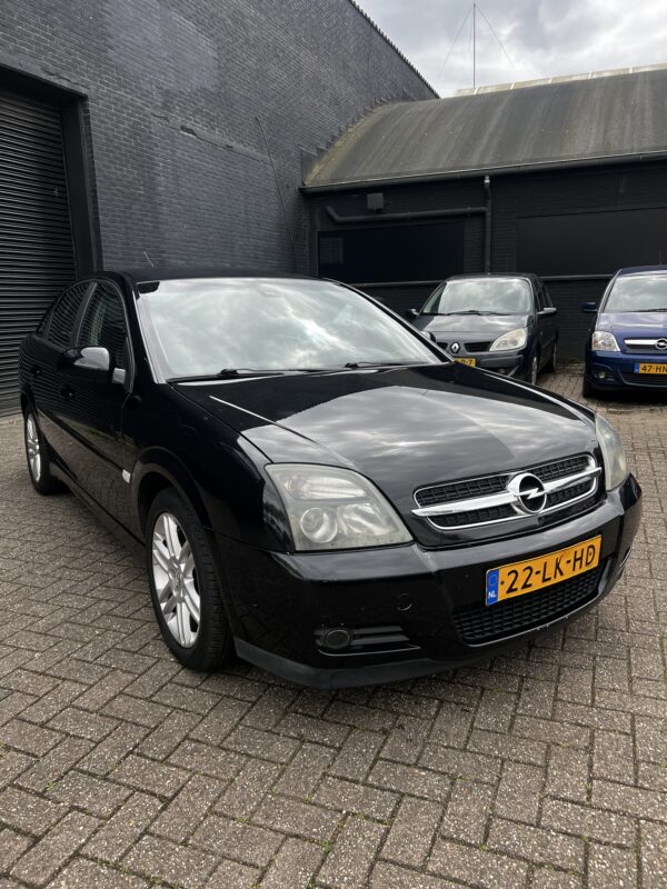 Opel Vectra GTS 3.2 v6  22-LK-HD
